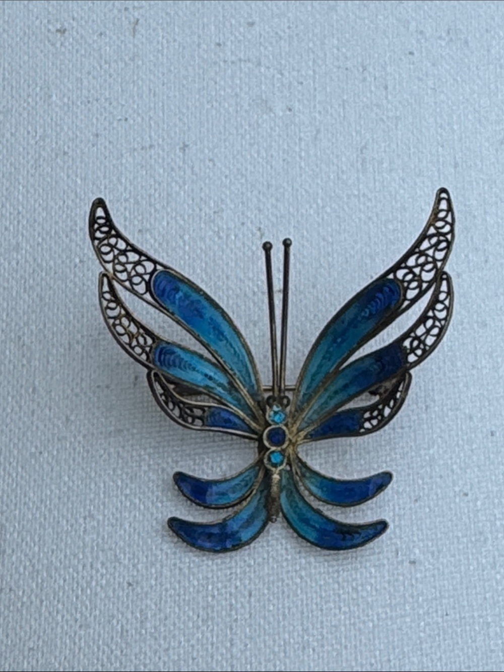 RARE vintage  800 silver filigree & pliqie - a - jour enamel butterfly brooch